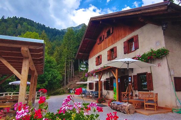 rifugio alpenrose