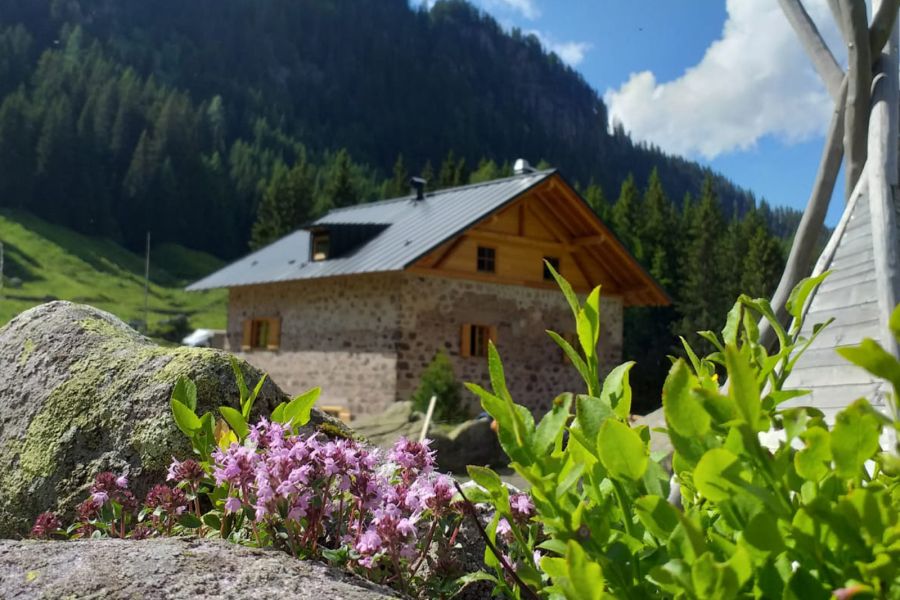 rifugio baita monte cauriol