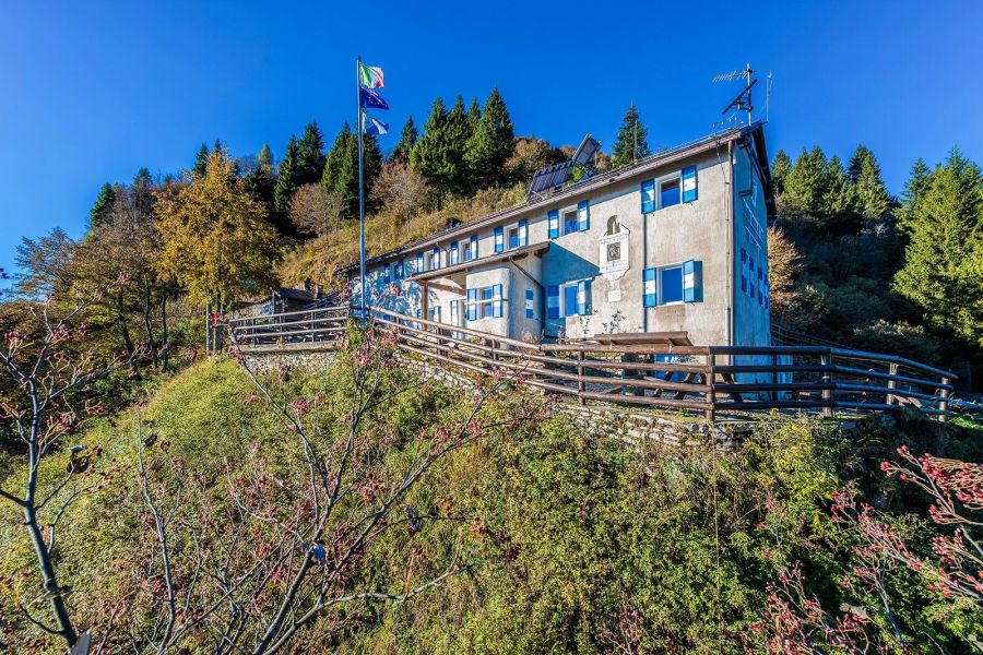 rifugio bocca di trat nino pernici