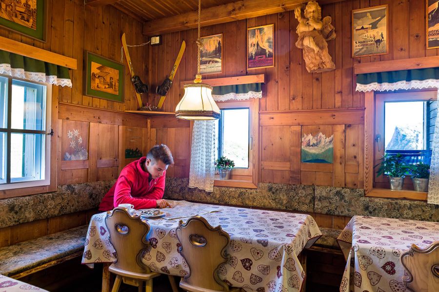 rifugio capanna cervino