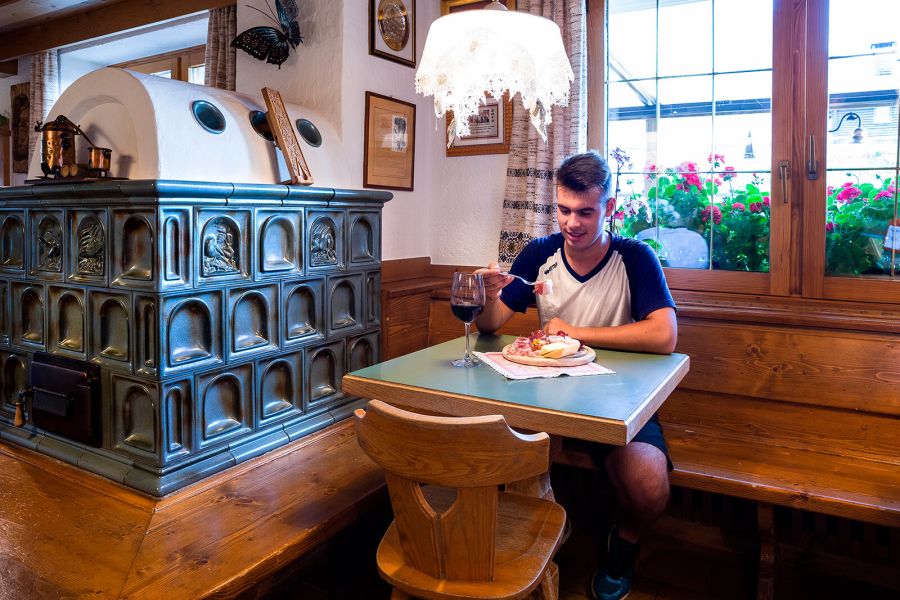 rifugio capanna passo valles