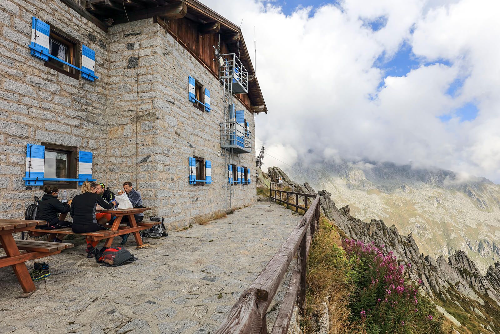 rifugio care alto dante ongari