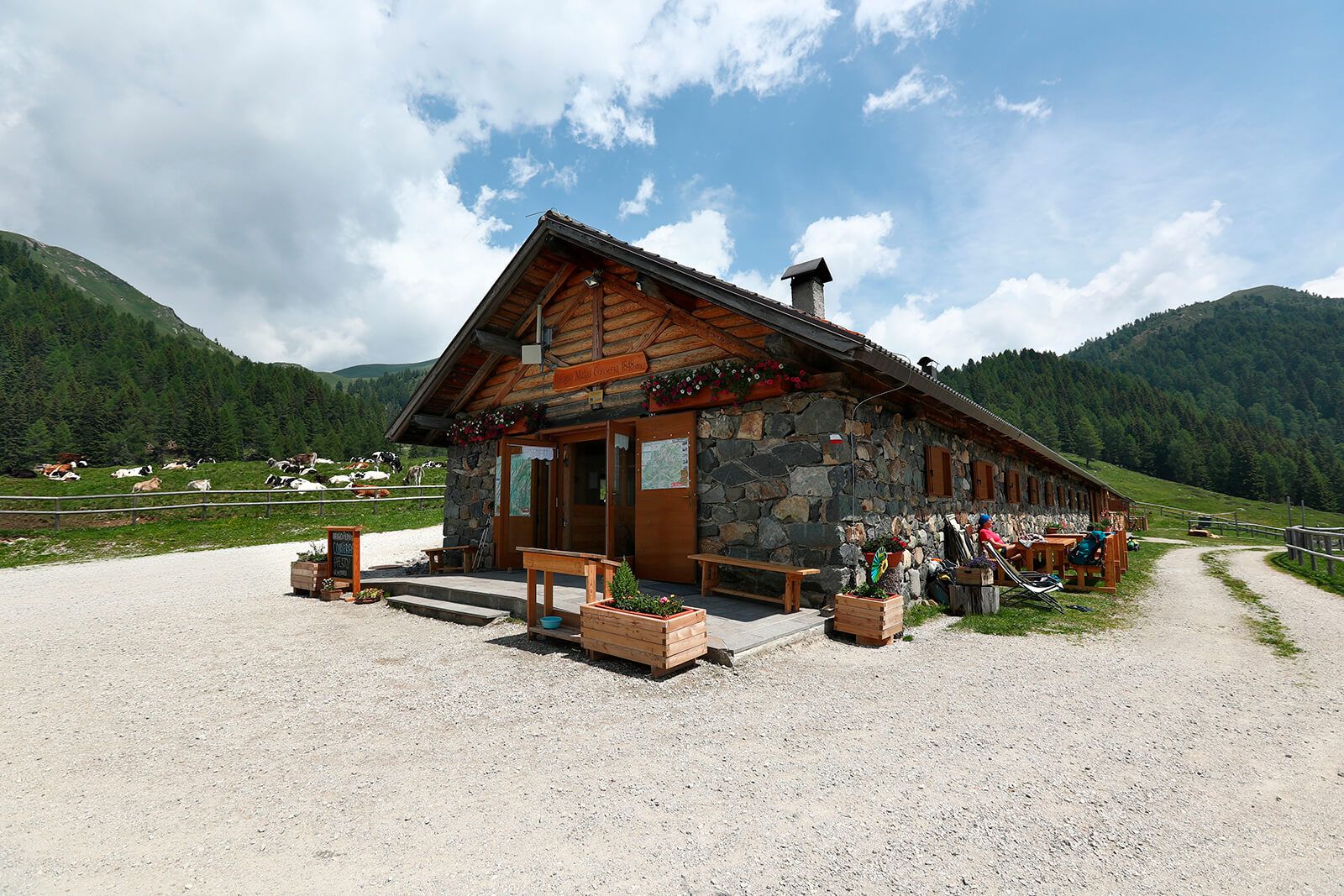 rifugio malga conseria