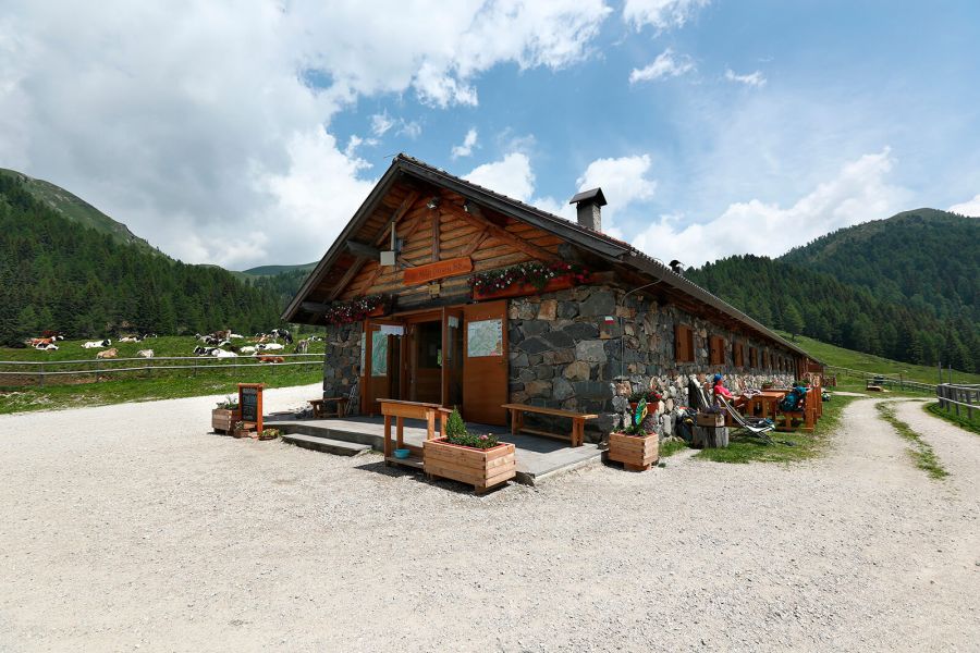 rifugio malga conseria