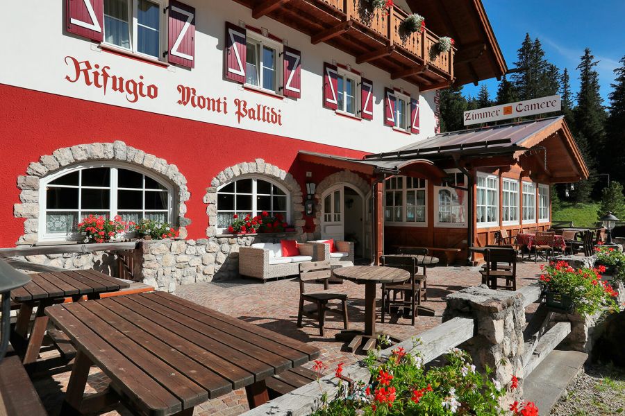 rifugio monti pallidi