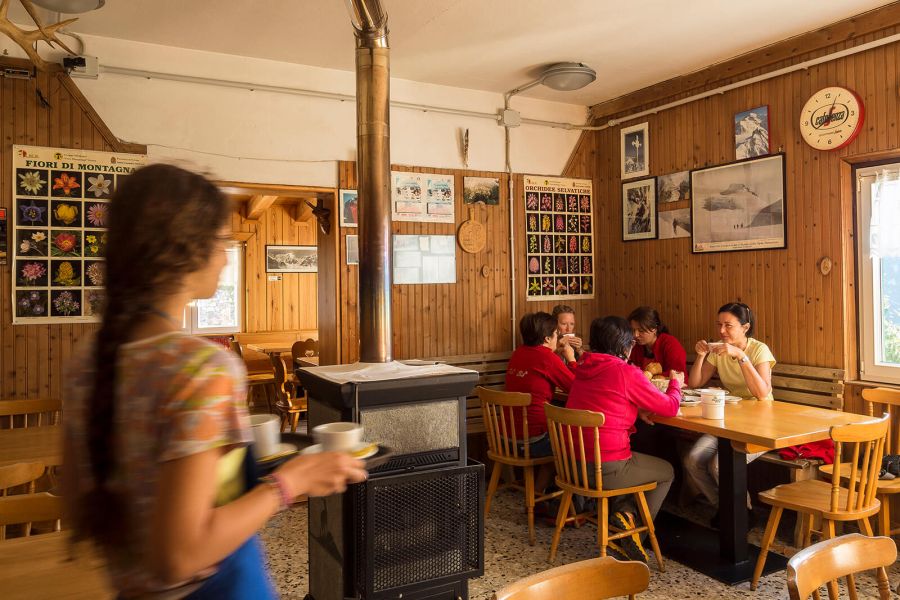 rifugio passo pertica